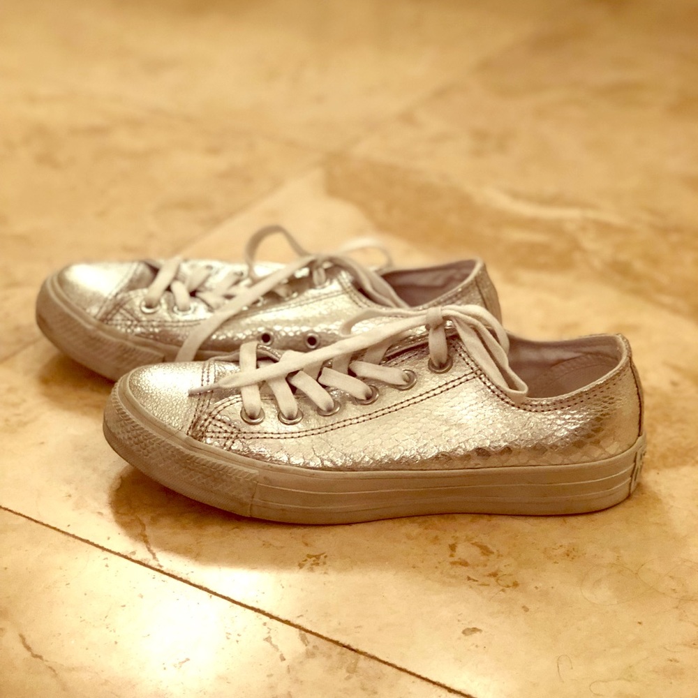 Converse Silver Snake Pattern - image 3